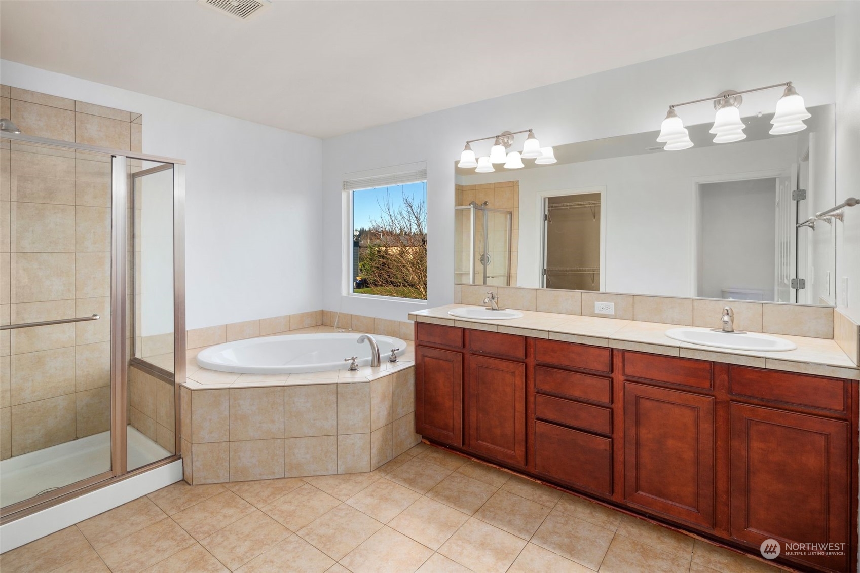 7147 286th Place NW