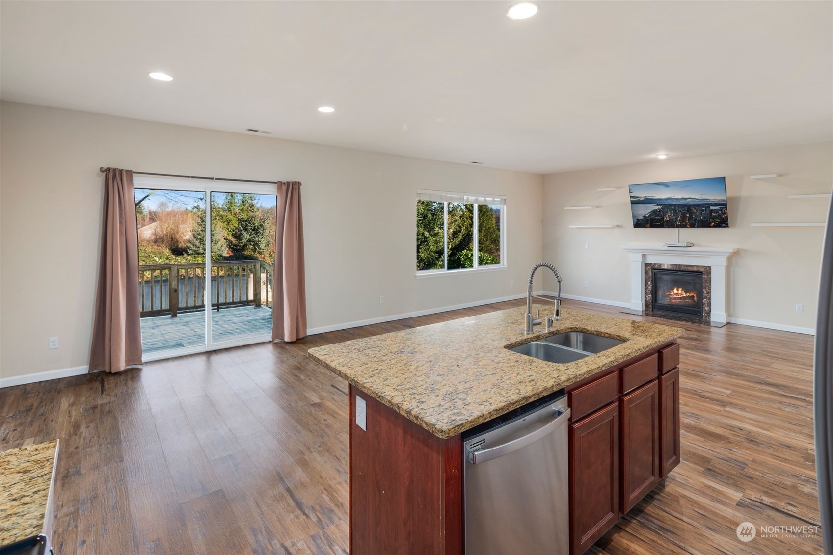 7147 286th Place NW