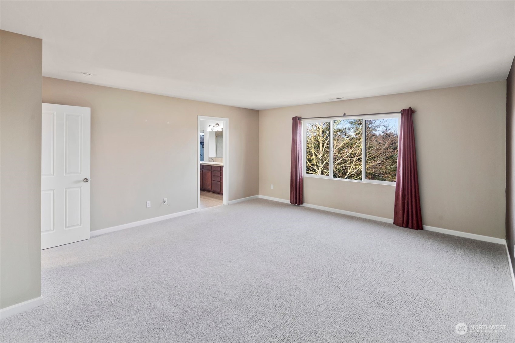 7147 286th Place NW