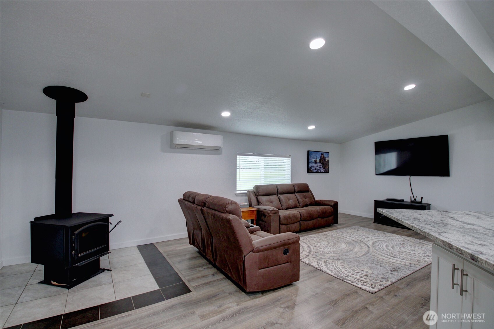 7493 State Route 9