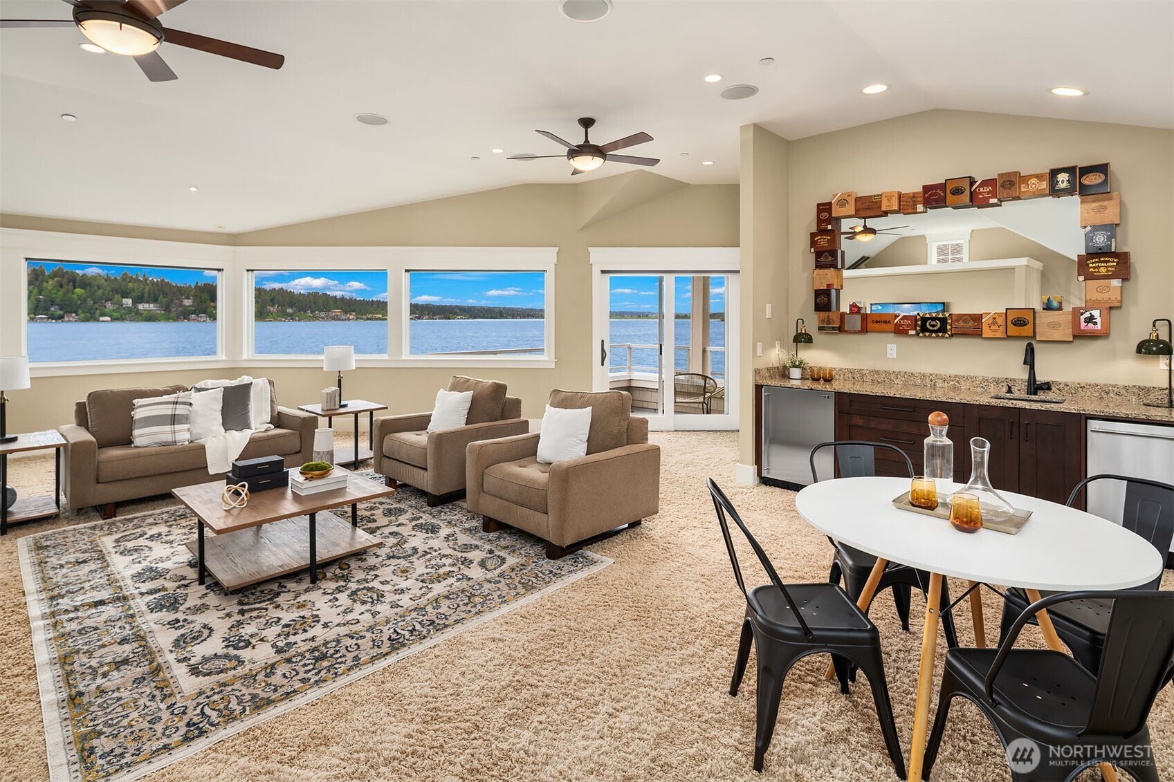2033 E Lake Sammamish Parkway NE