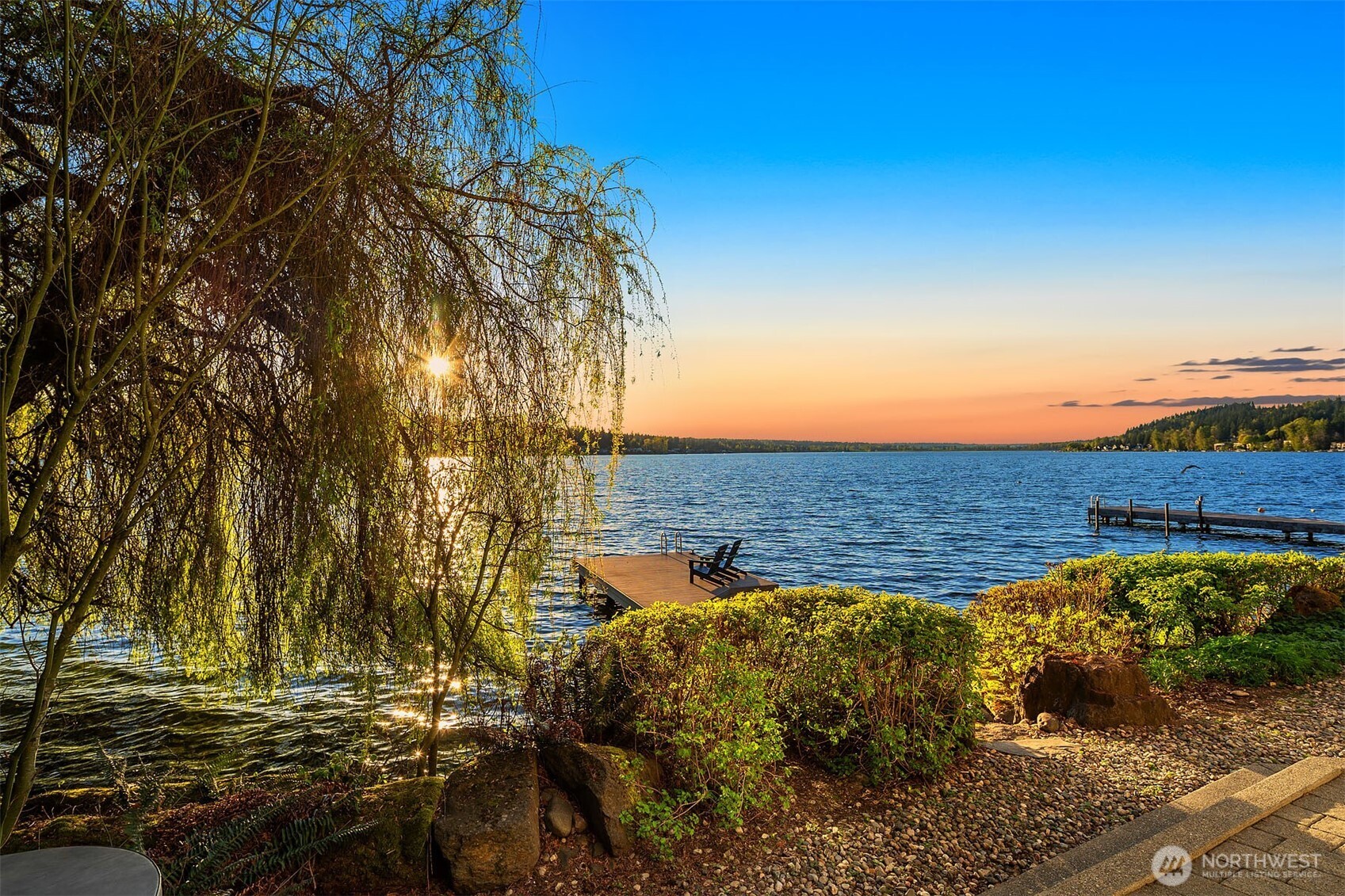 2033 E Lake Sammamish Parkway NE