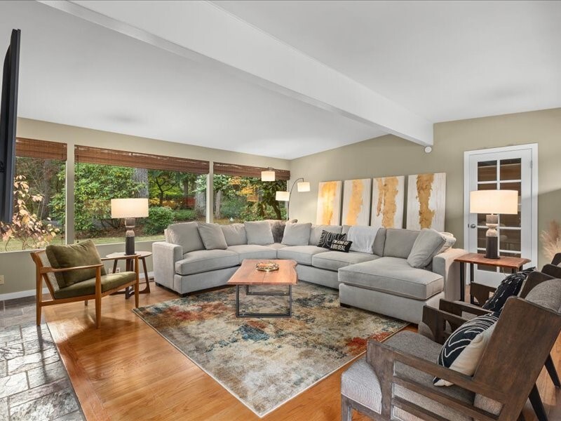 32 Bridlewood Circle