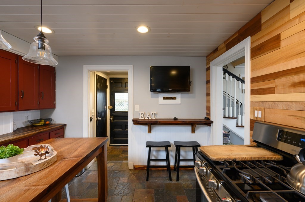 96 Assabet Rd