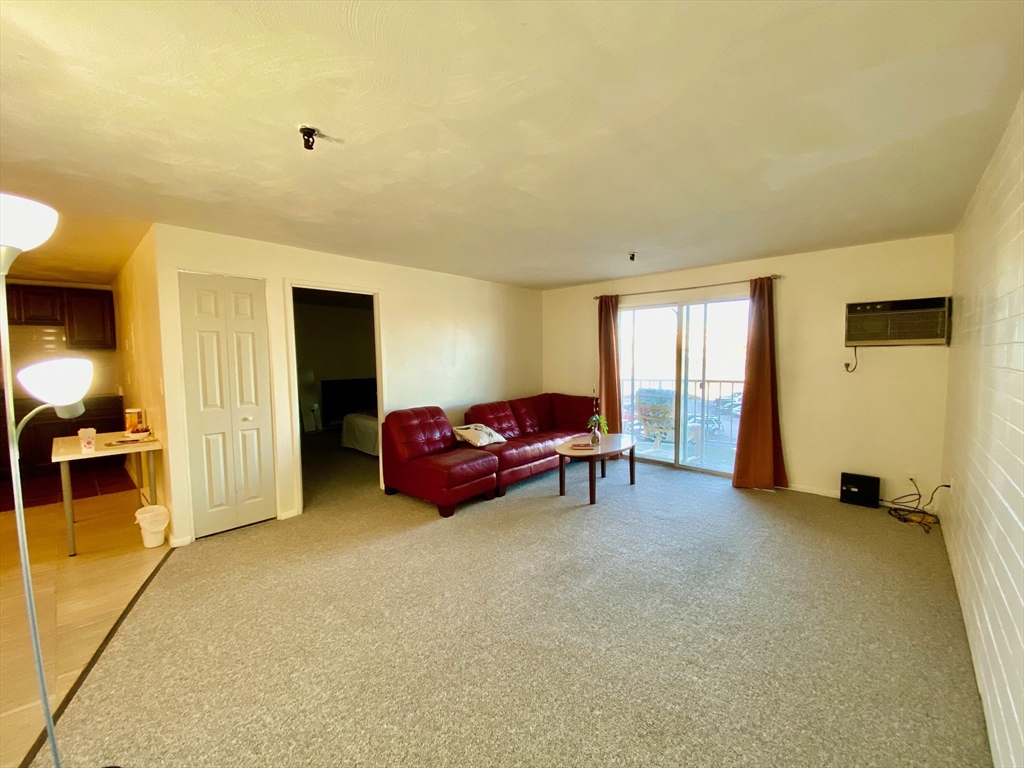 115 W Squantum St # 302