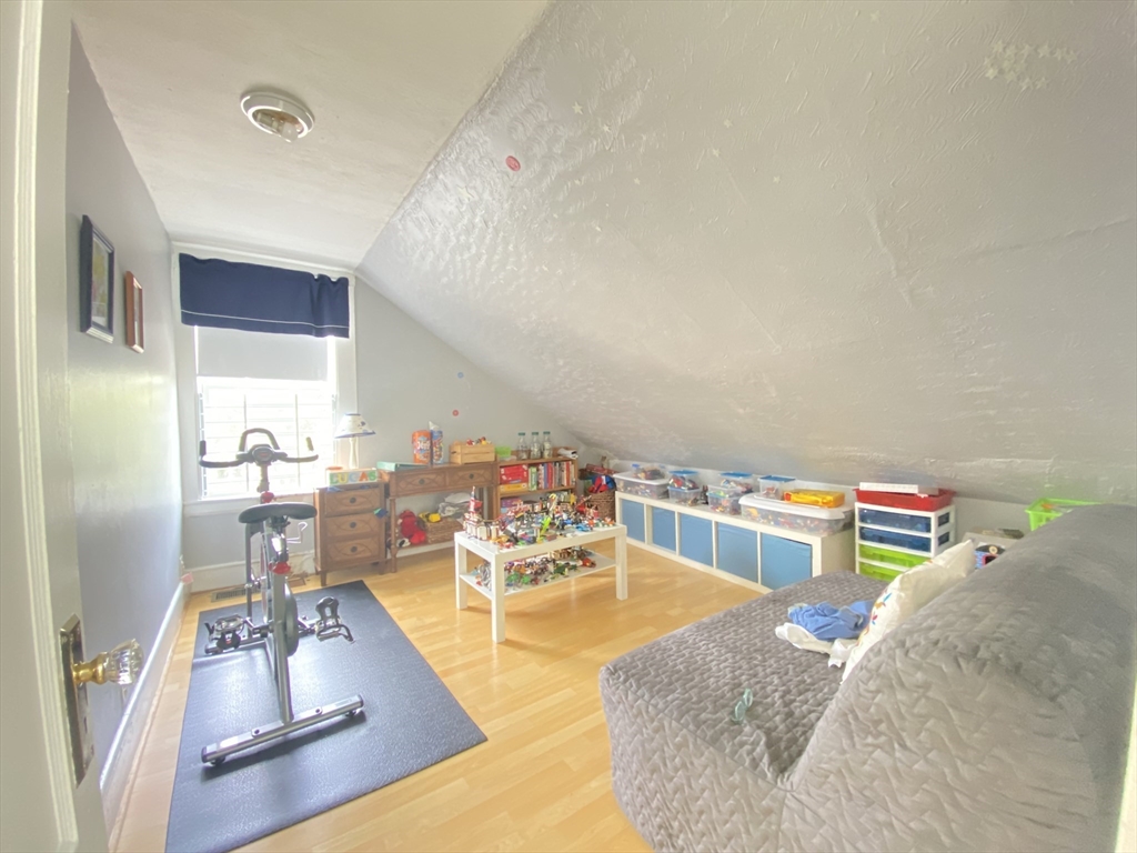 1 Minton St # 2