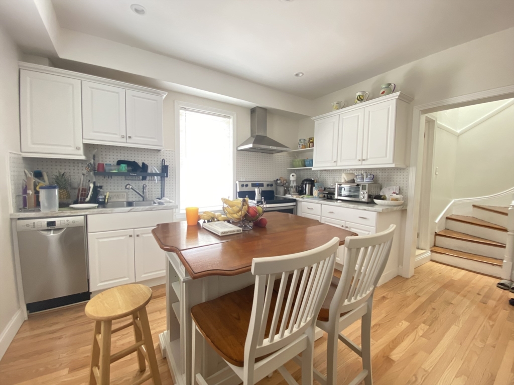 1 Minton St # 2