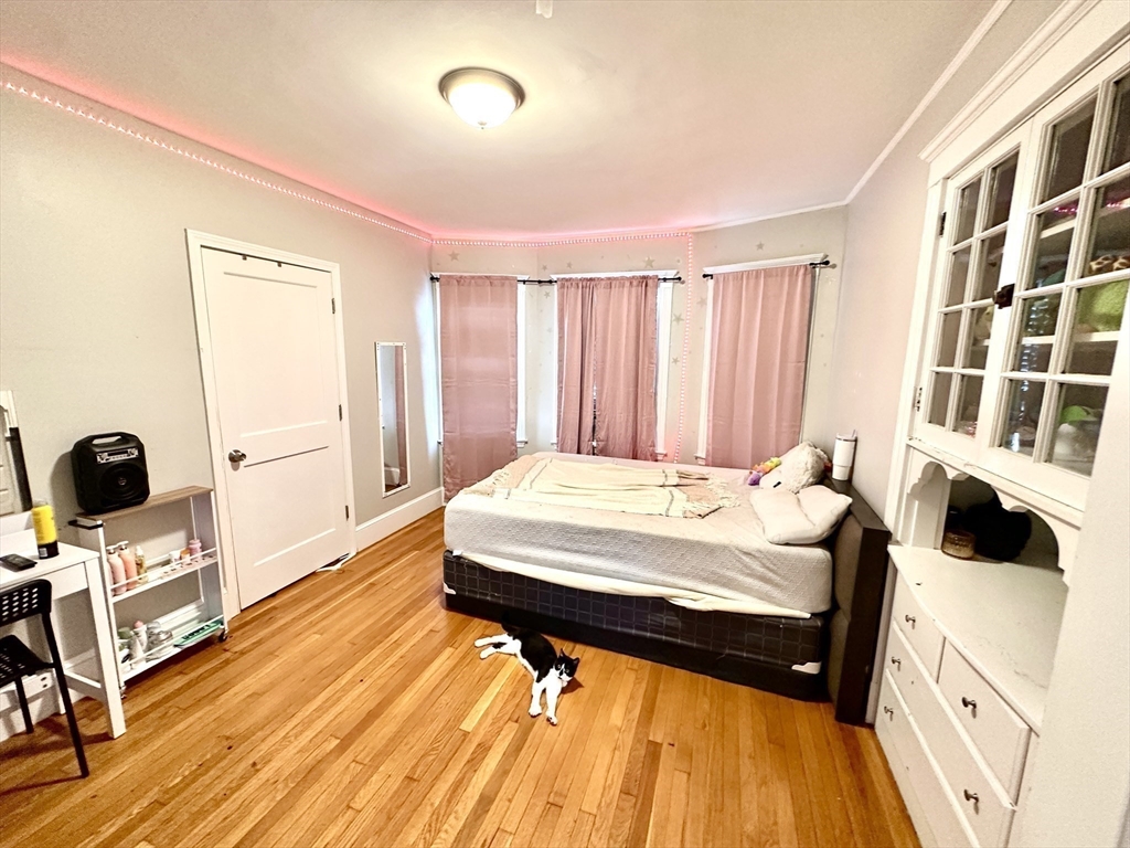 43-45 Roselin Ave