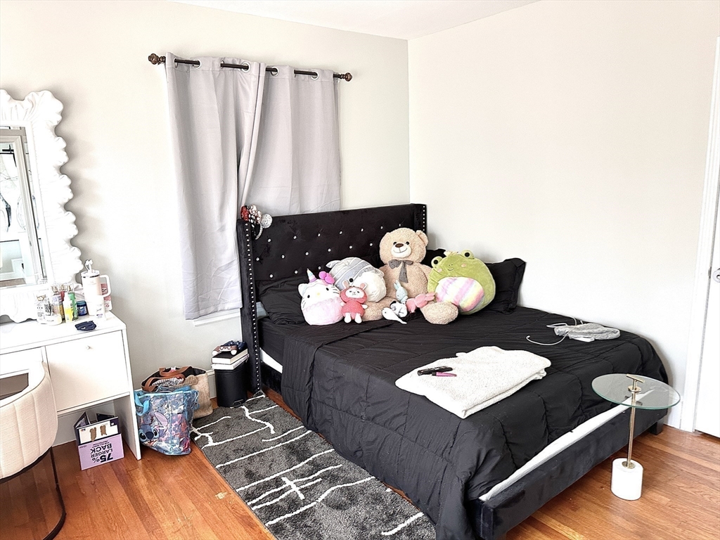 43-45 Roselin Ave
