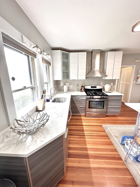 43-45 Roselin Ave