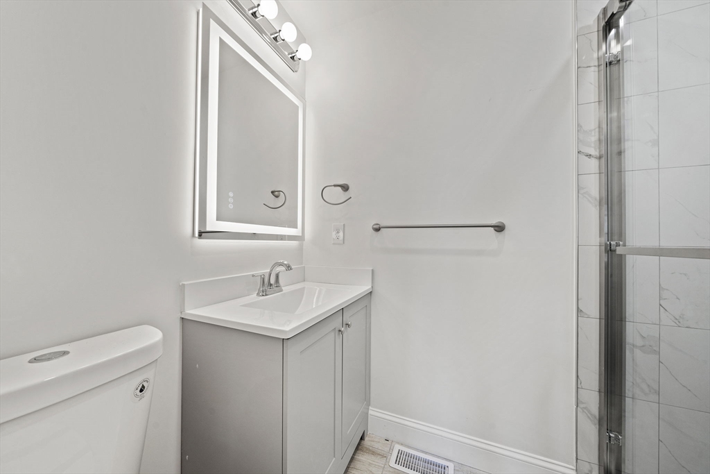 417 Commerical St # 1