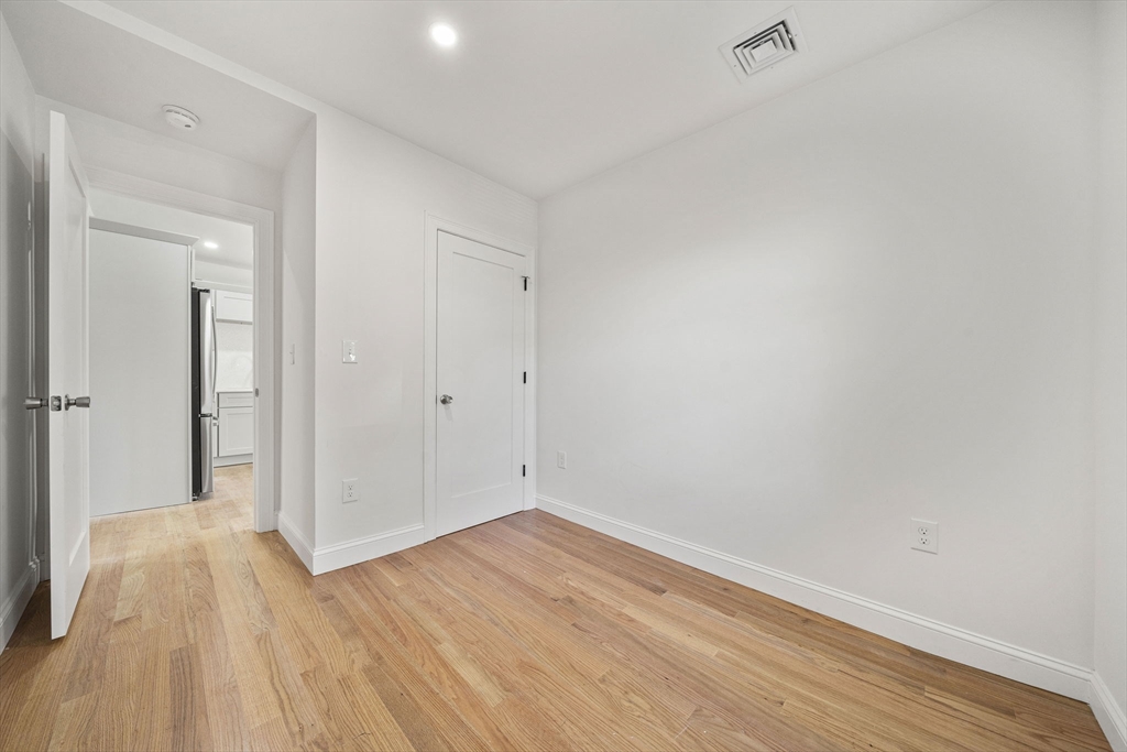 417 Commerical St # 1