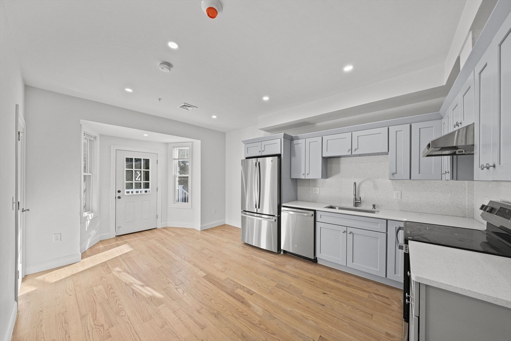 417 Commerical St # 2