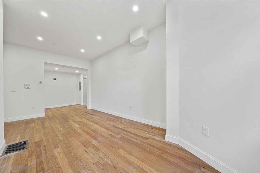 417 Commerical St # 2