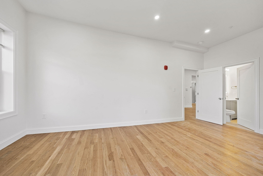 417 Commerical St # 2