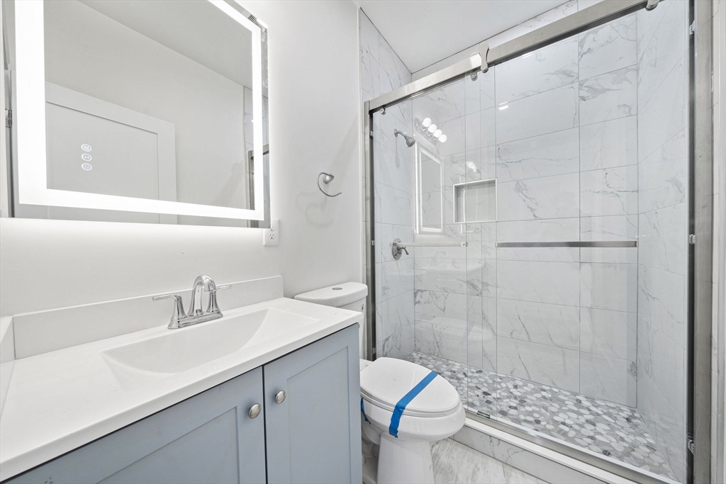 417 Commerical St # 3