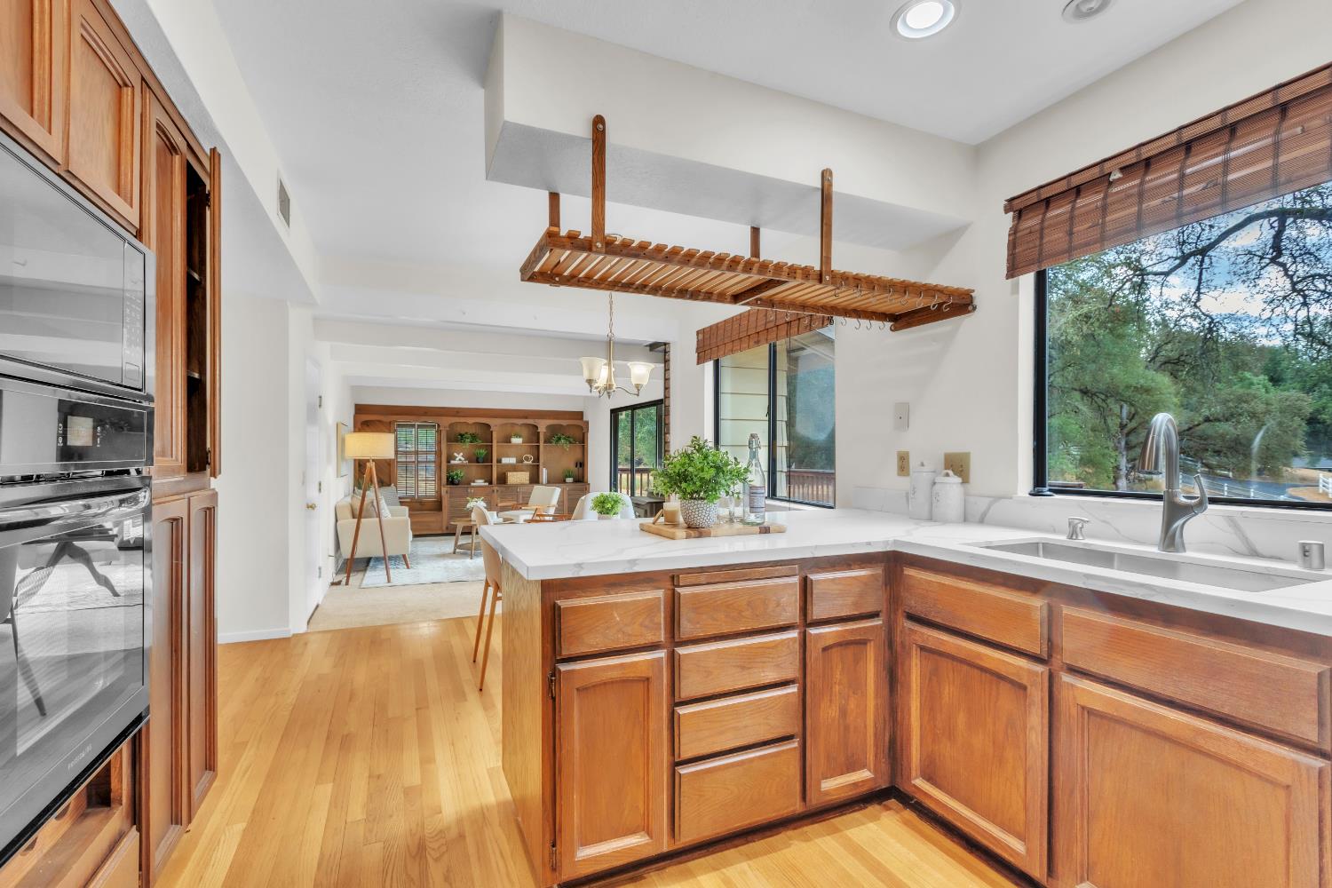 7151 Beach View Drive