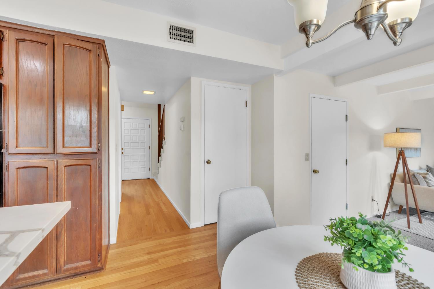 7151 Beach View Drive