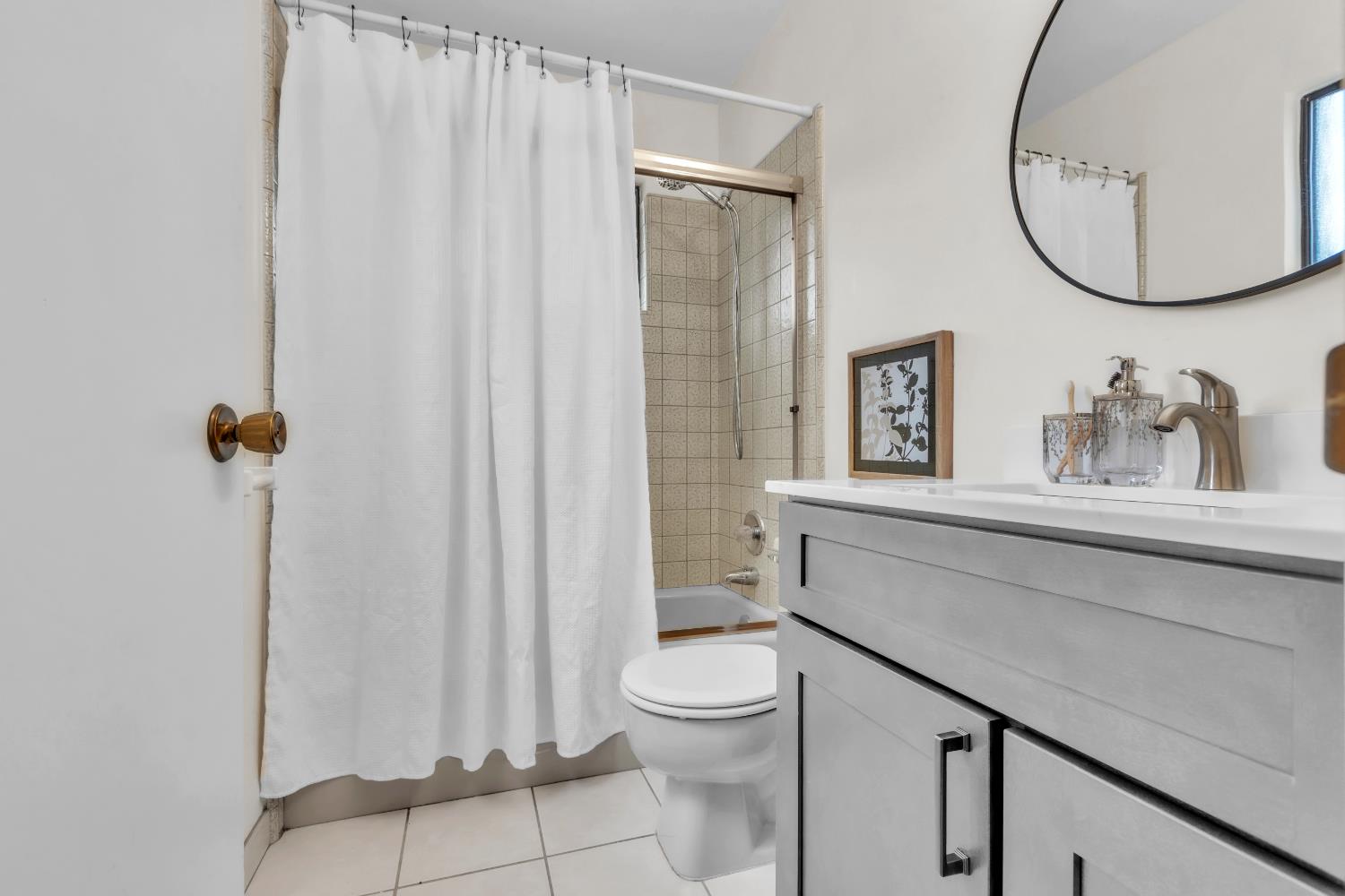 7151 Beach View Drive