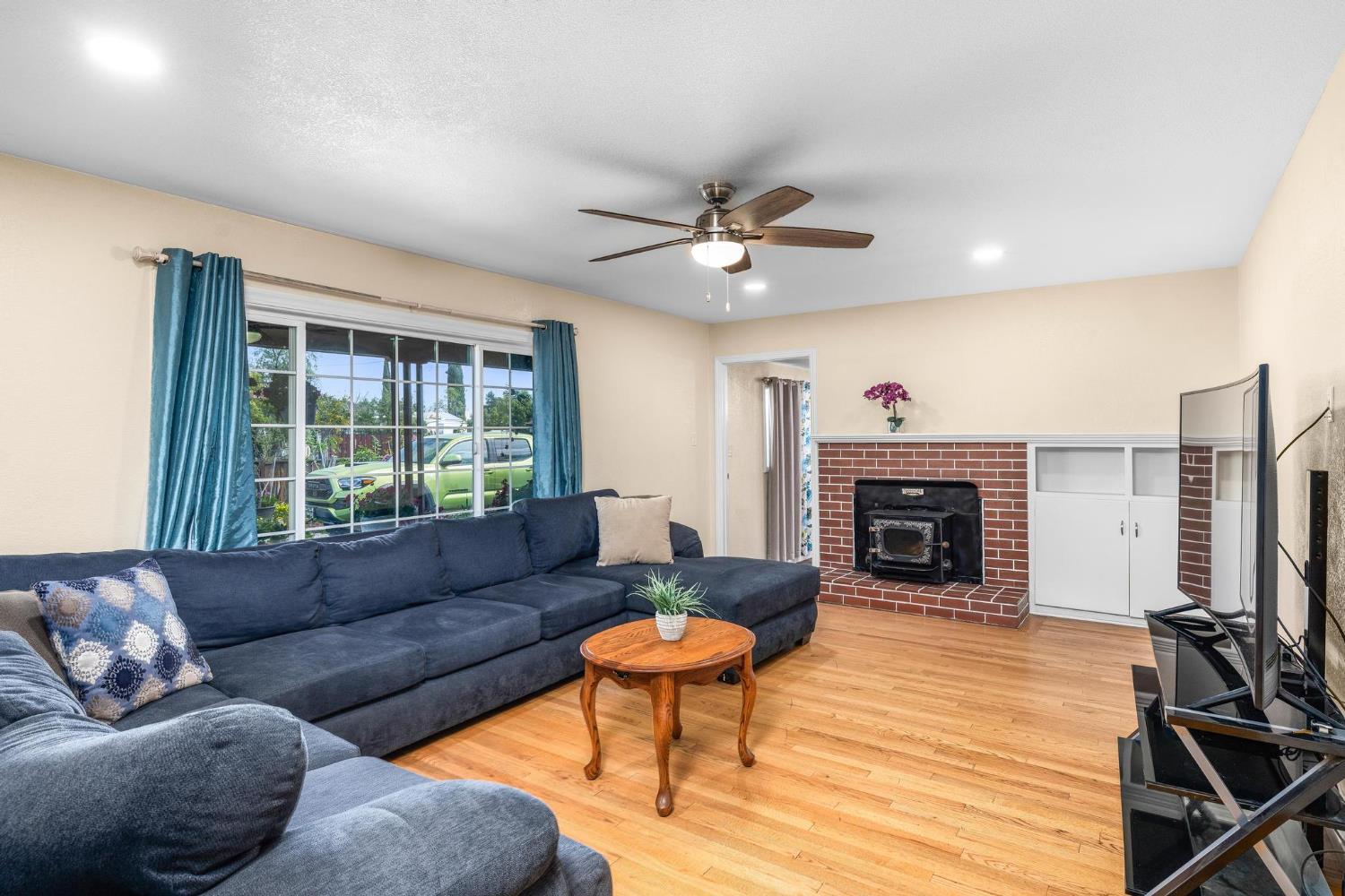 2120 River Road