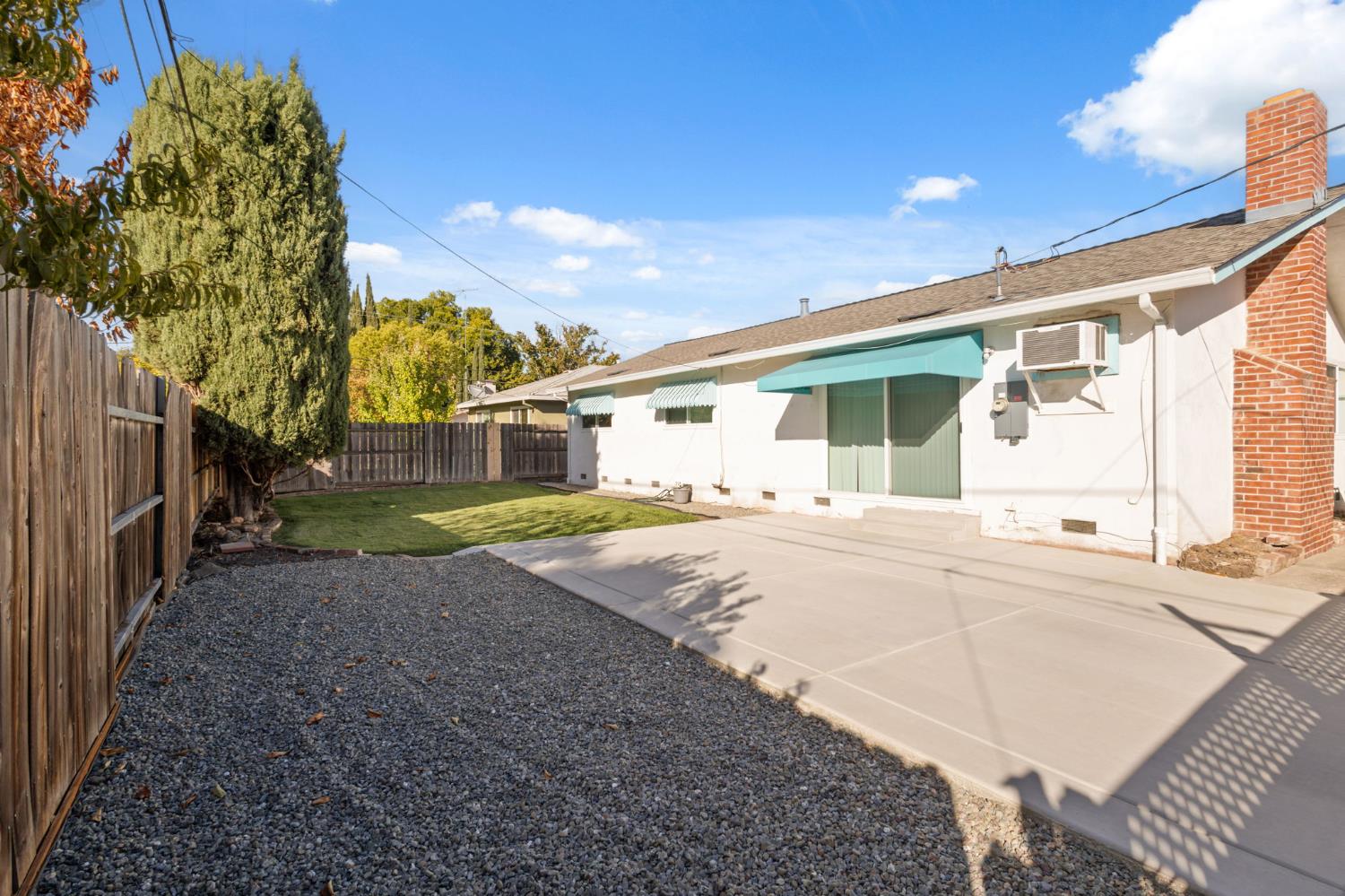 9221 N El Dorado Street