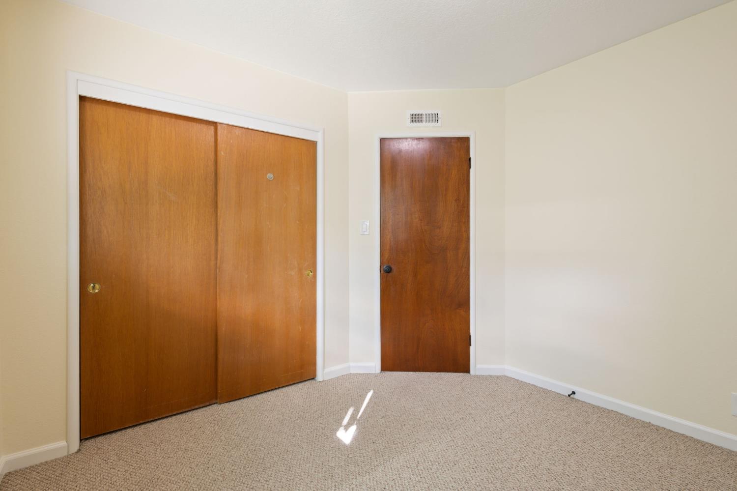 9221 N El Dorado Street