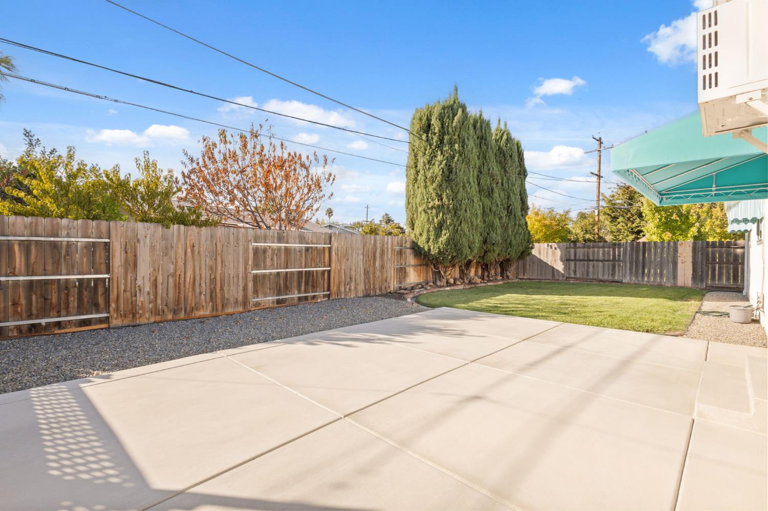 9221 N El Dorado Street