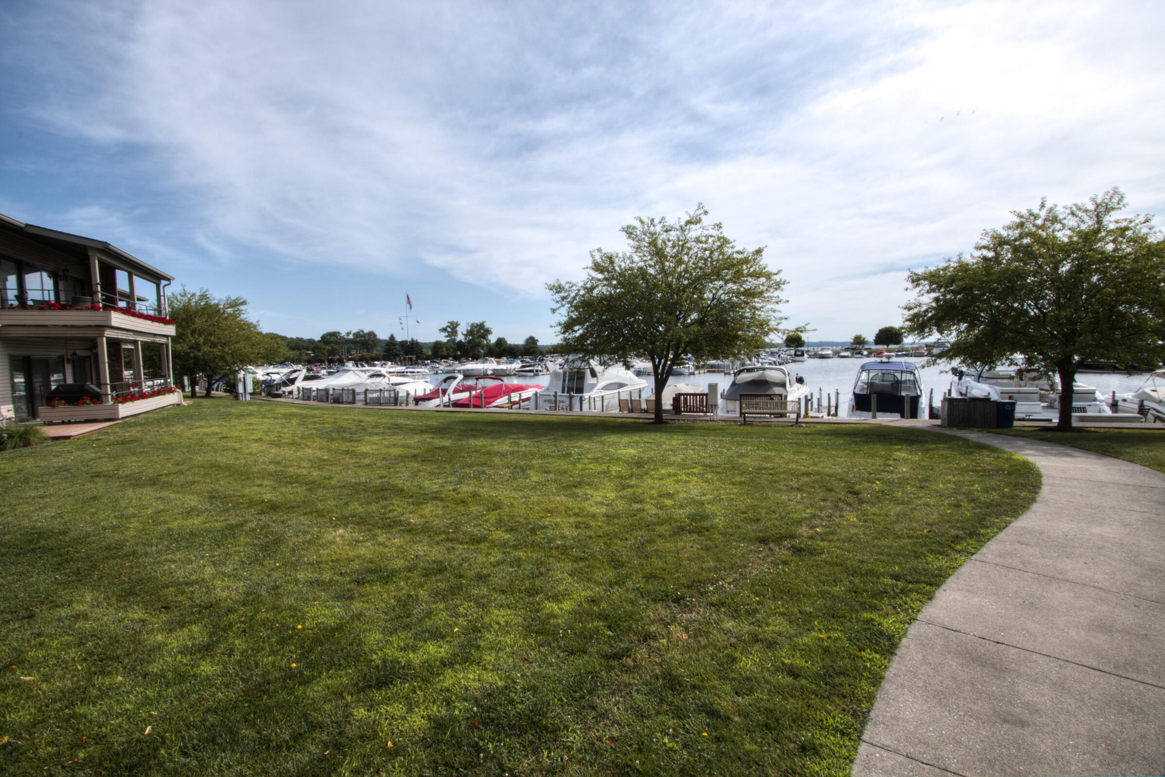 17 Abbey Villa Cir F