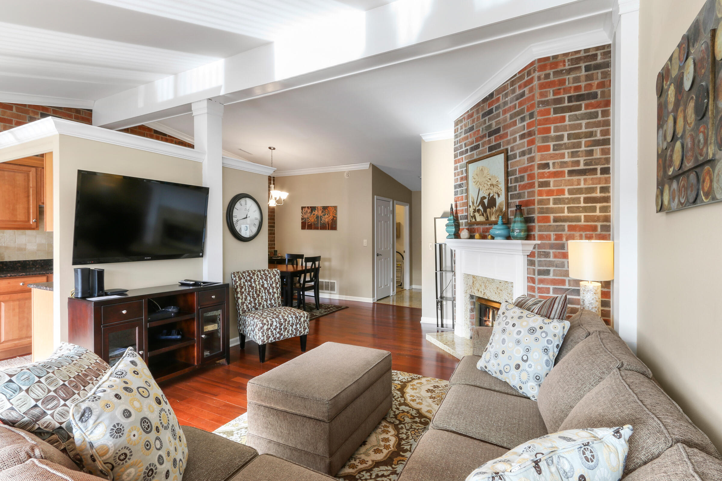 17 Abbey Villa Cir F