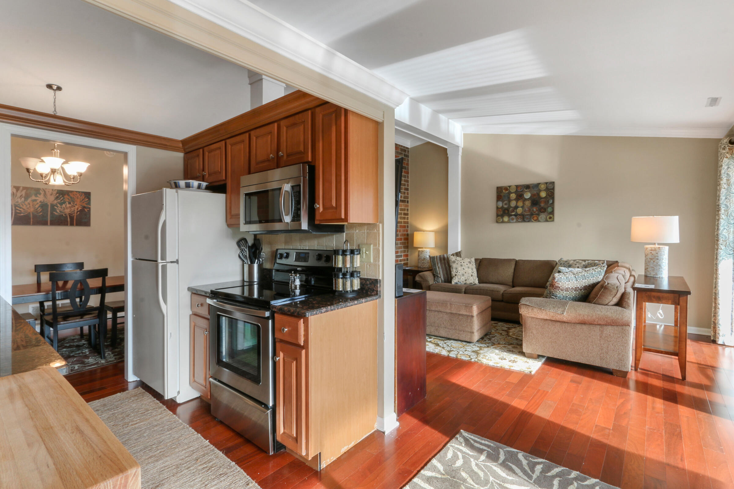 17 Abbey Villa Cir F