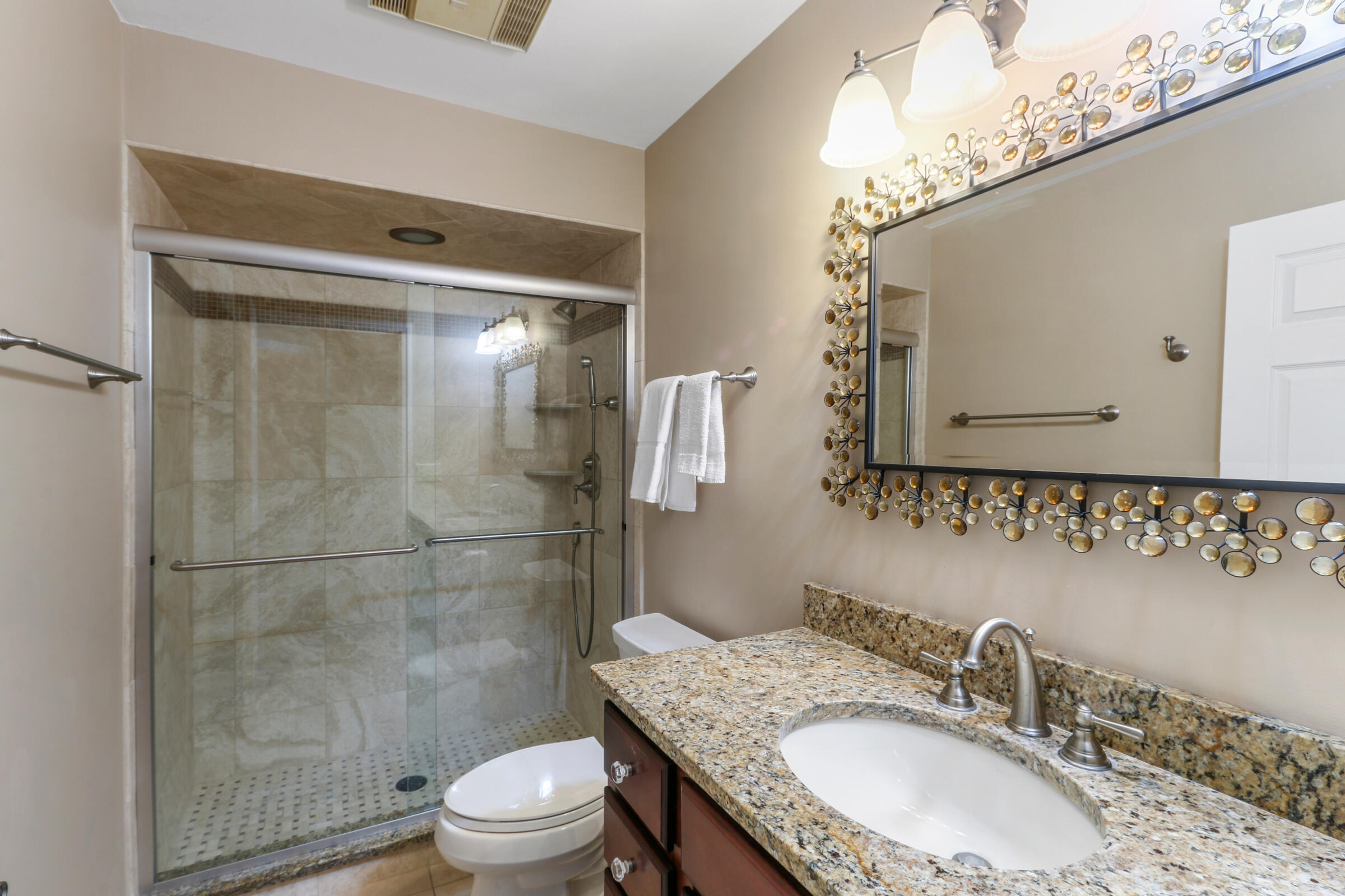 17 Abbey Villa Cir F