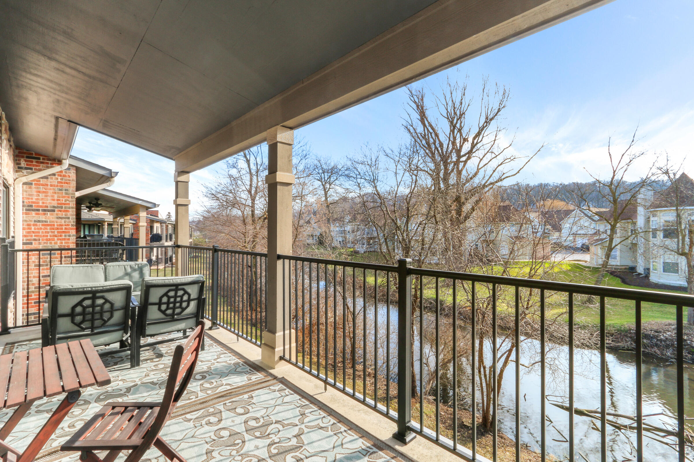 17 Abbey Villa Cir F