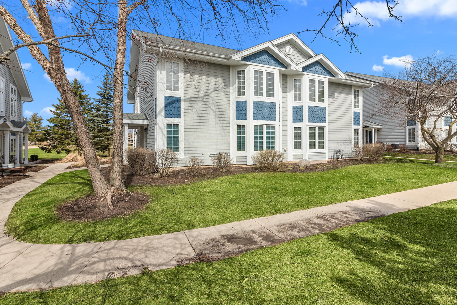 604 N Geneva National N Ave 6-46