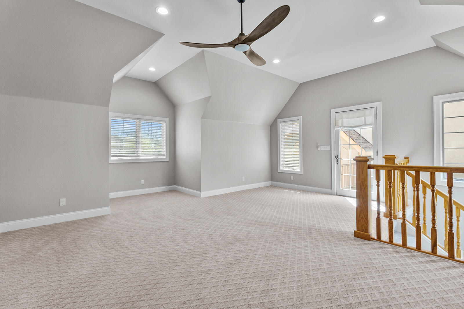 1046 Edinborough Ct 4-03