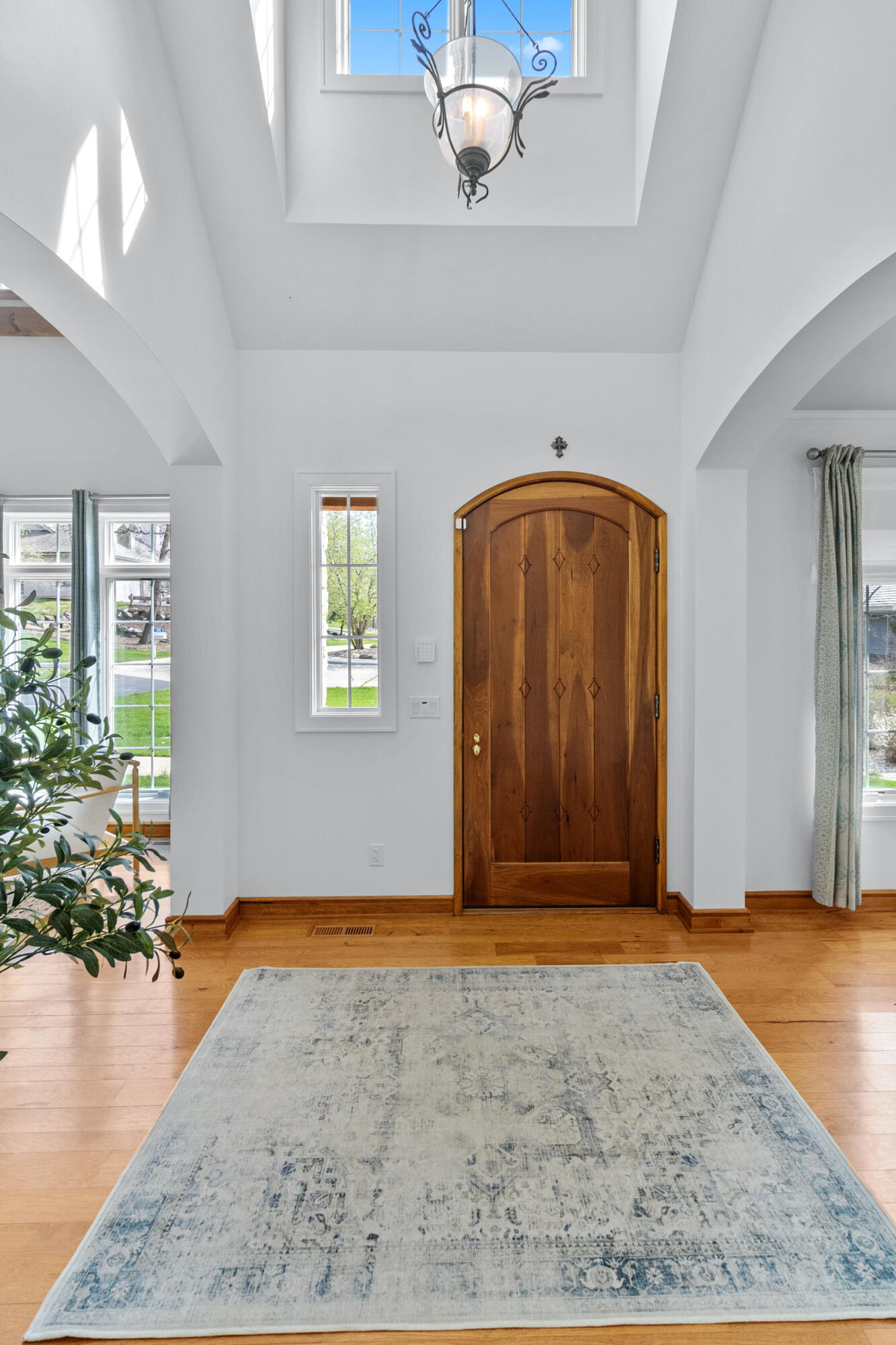 1046 Edinborough Ct 4-03