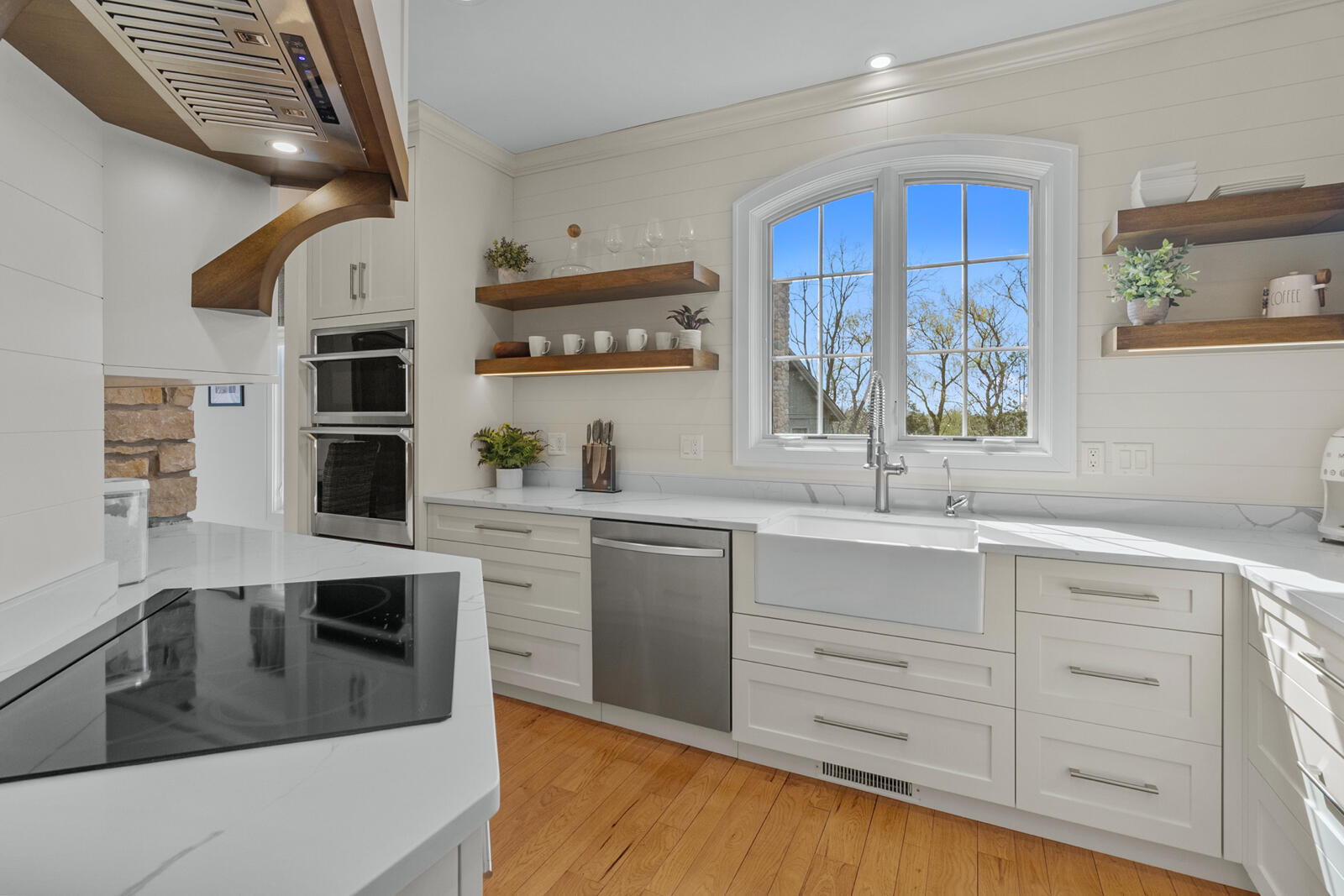 1046 Edinborough Ct 4-03