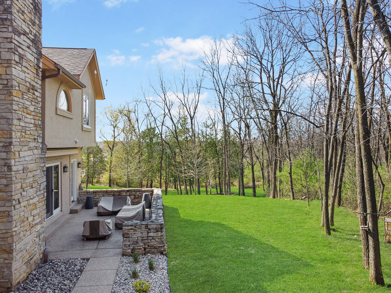 1046 Edinborough Ct 4-03