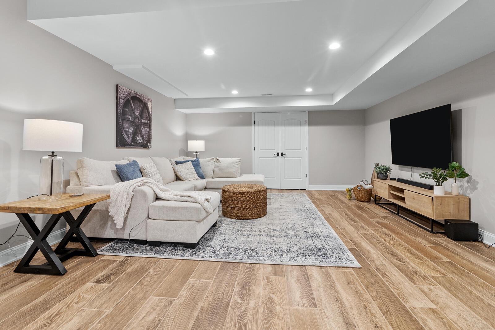 1046 Edinborough Ct 4-03