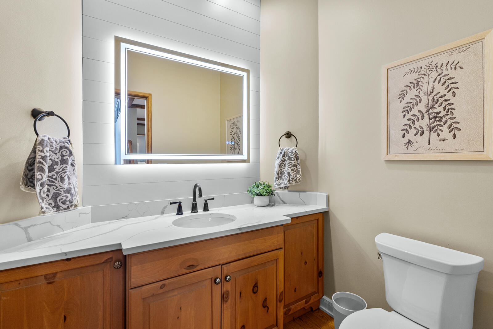 1046 Edinborough Ct 4-03