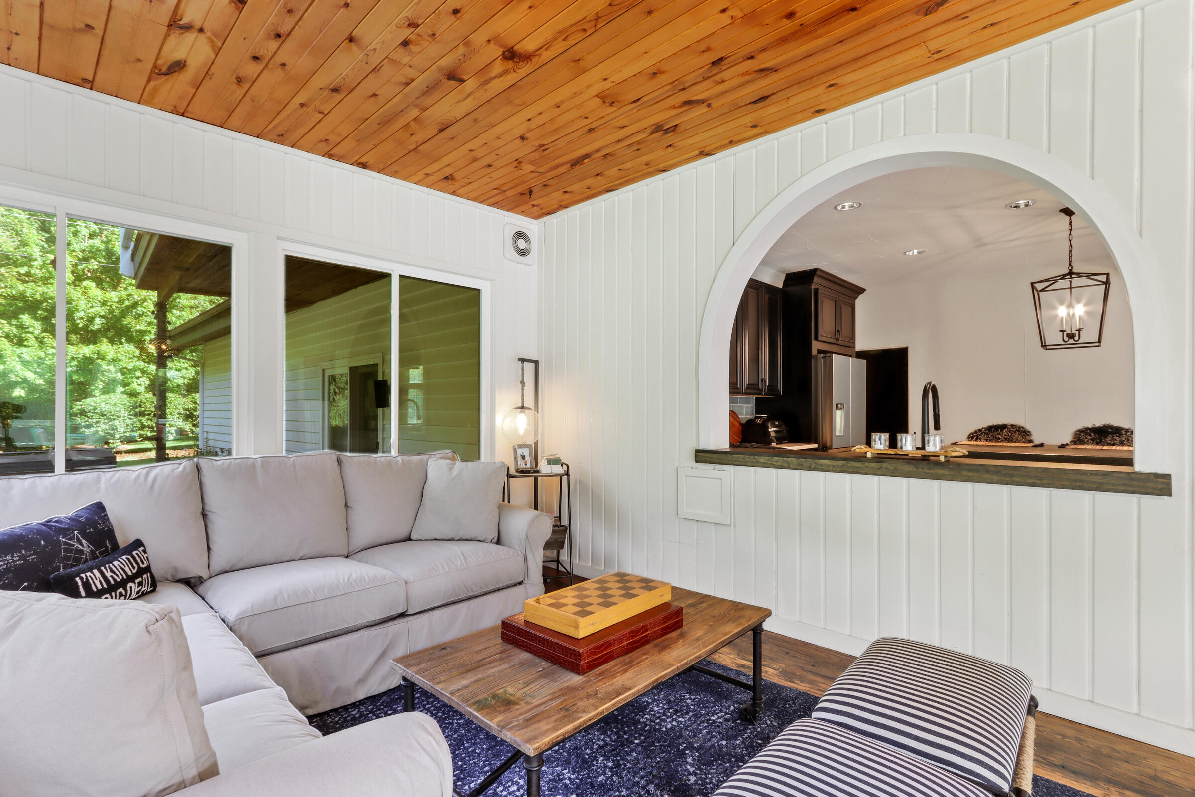 417 N Lower Gardens Rd