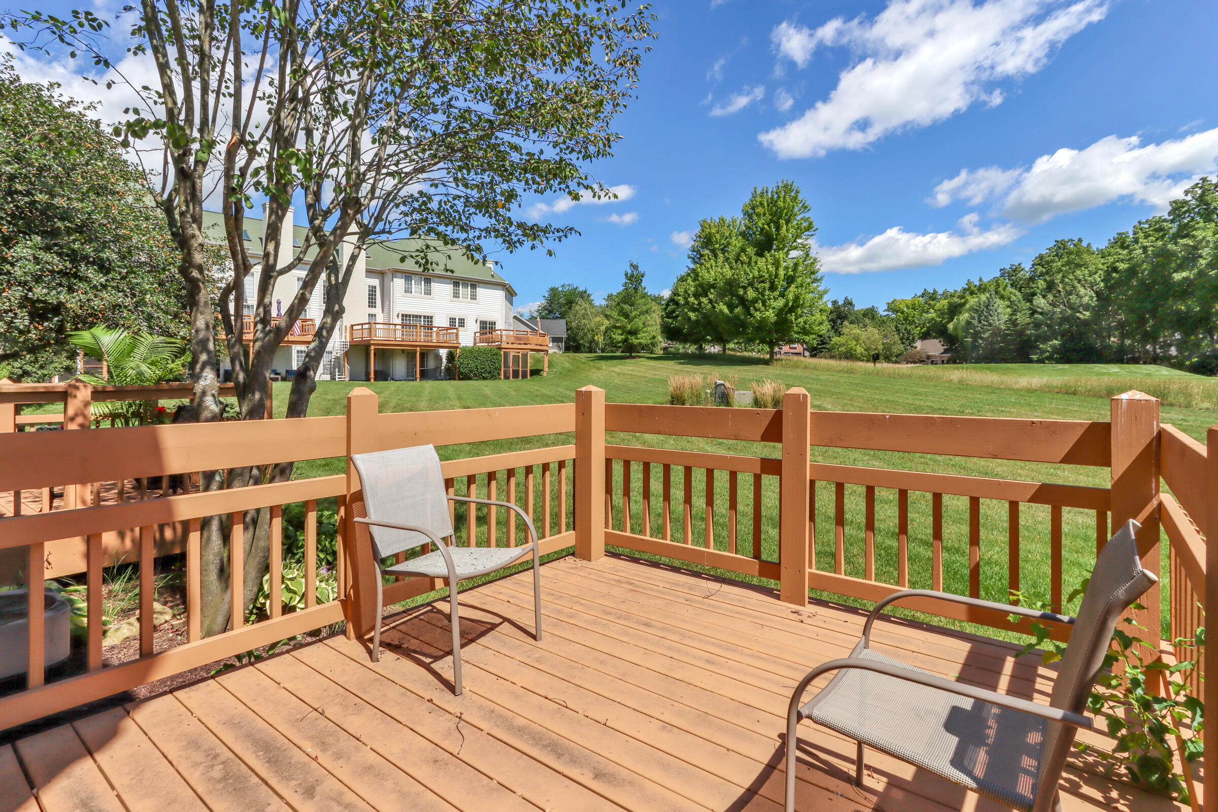 1821 Woodland Cir 12-08