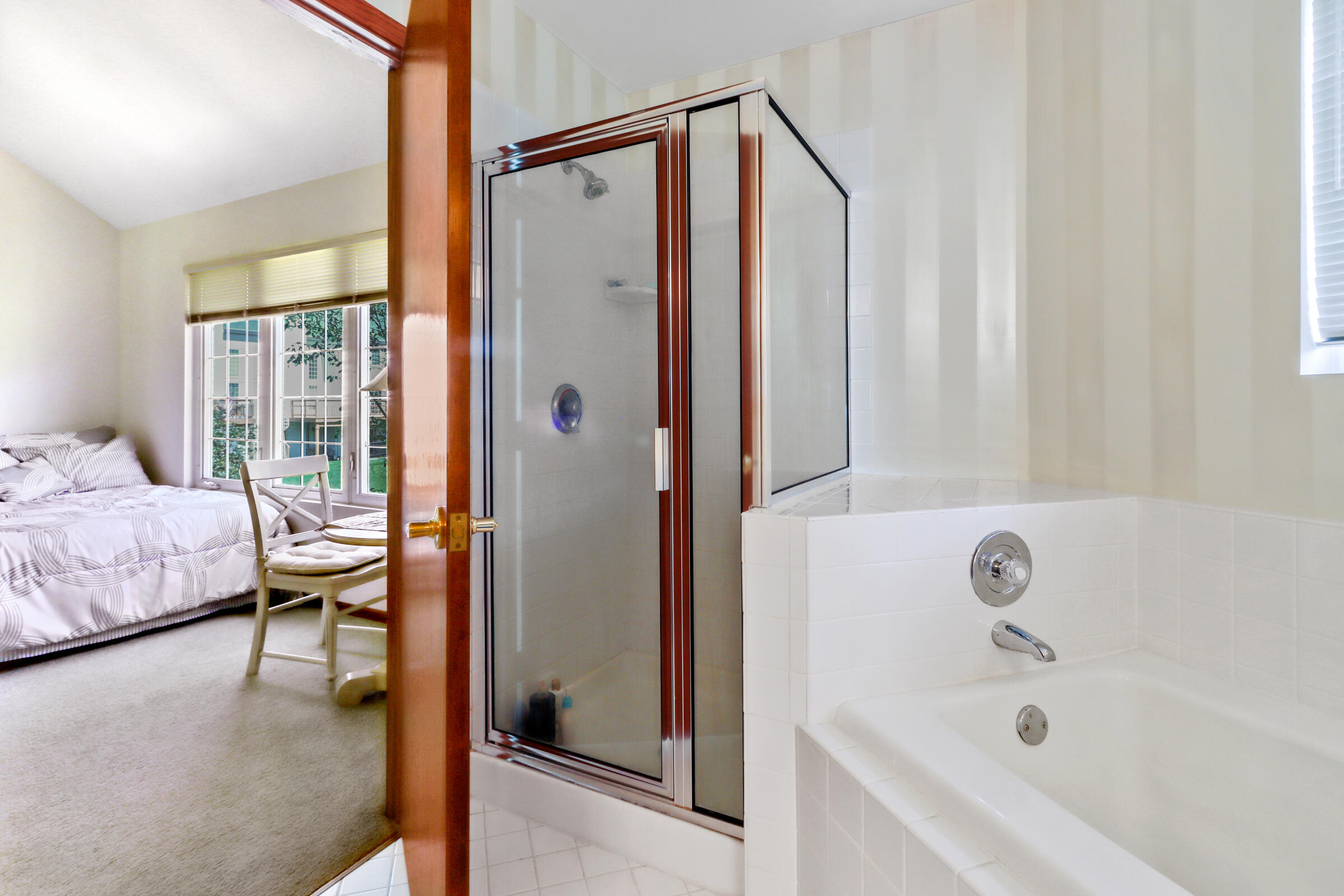 1821 Woodland Cir 12-08