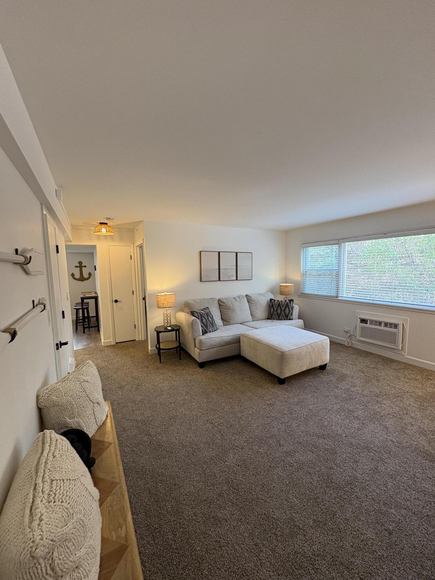 225 Country Club Dr 1-C