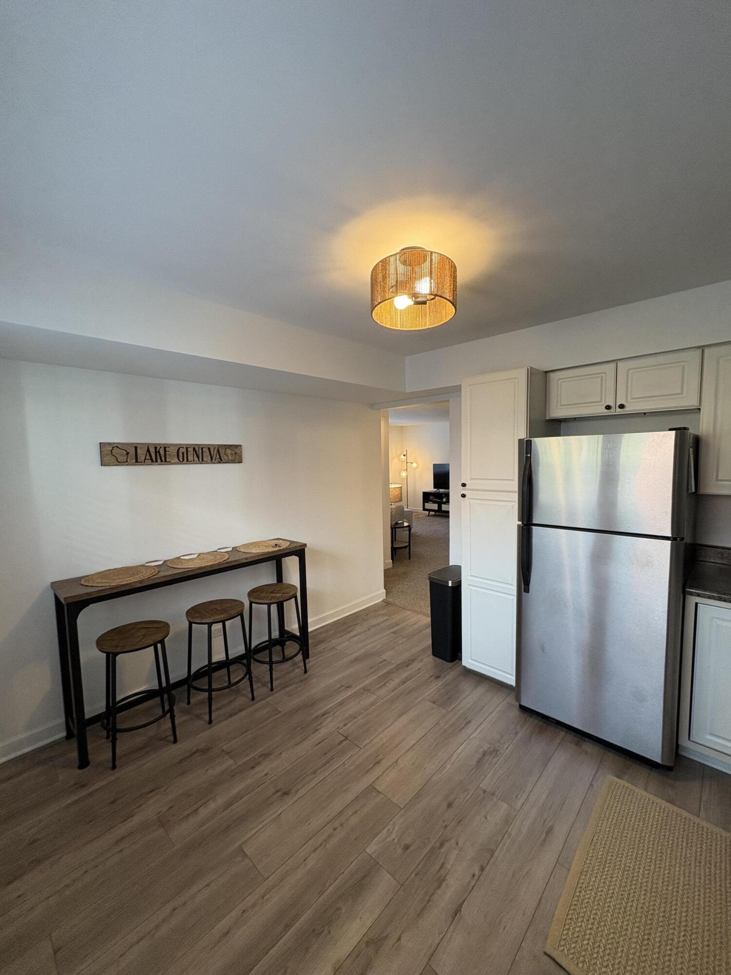 225 Country Club Dr 1-C