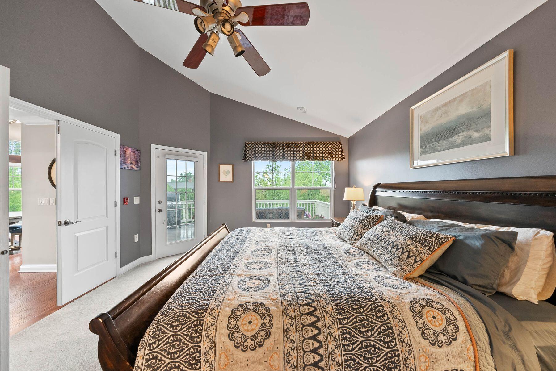 102 Abbey Ridge Ct Unit: 102