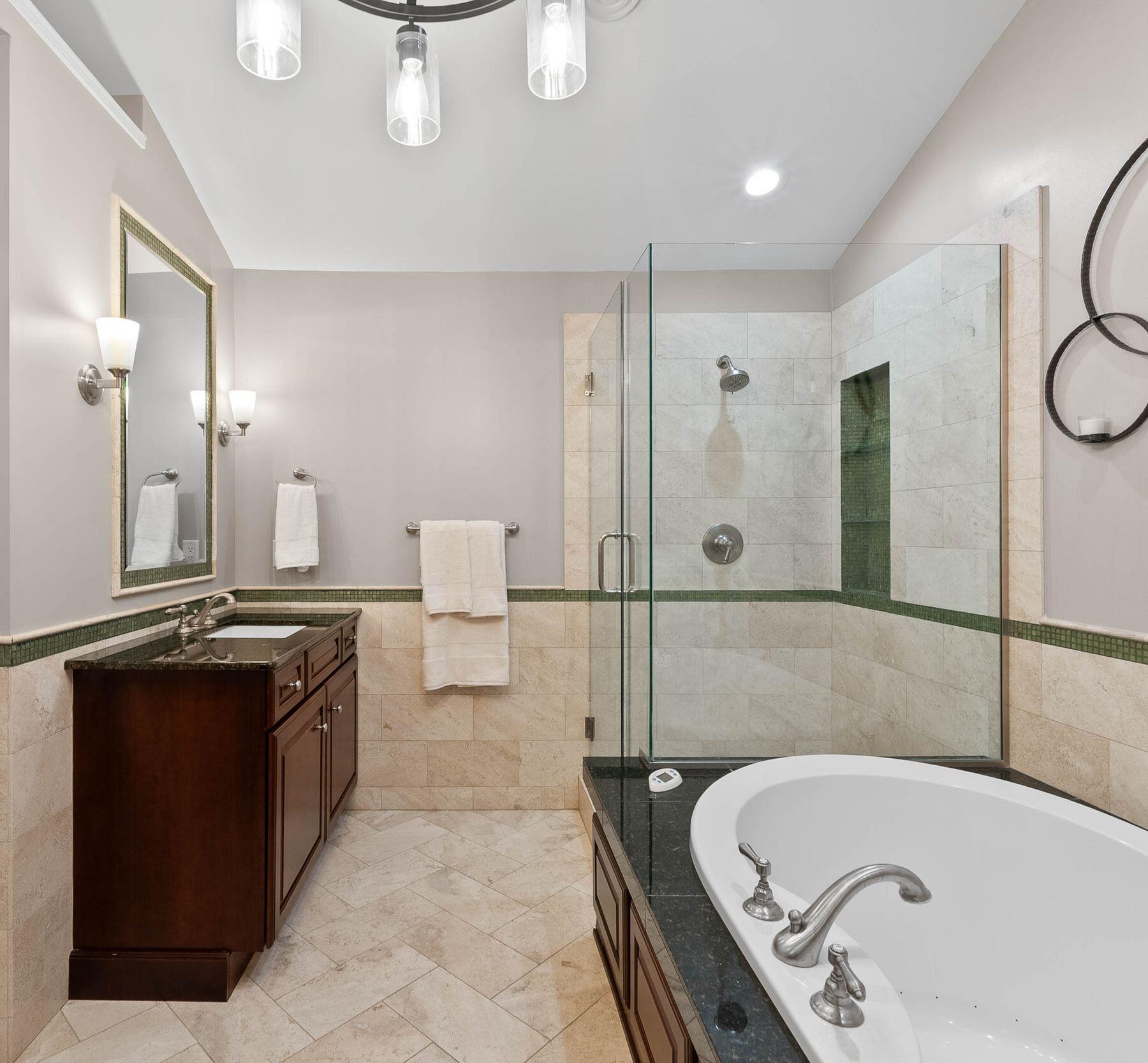102 Abbey Ridge Ct Unit: 102