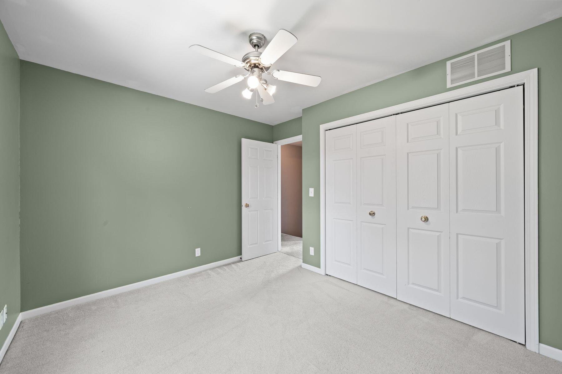 406 Lakewood Dr