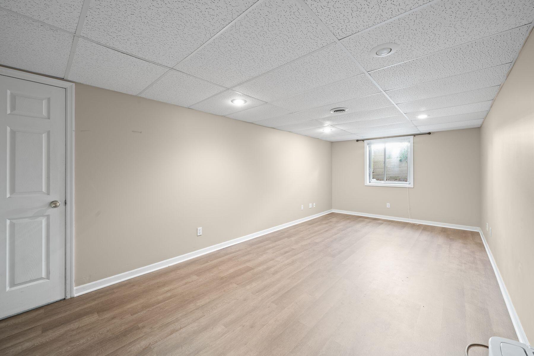 406 Lakewood Dr