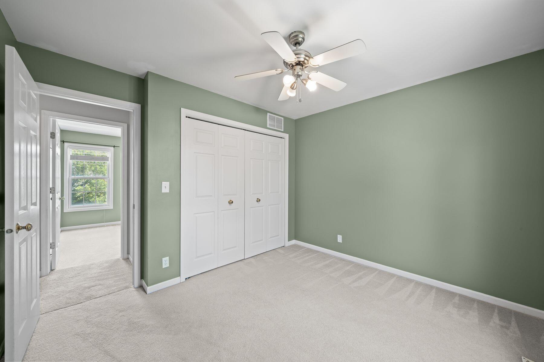 406 Lakewood Dr