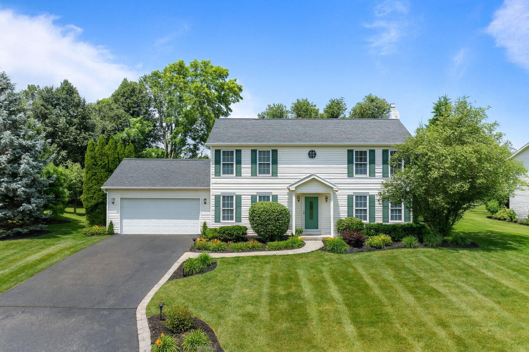 406 Lakewood Dr